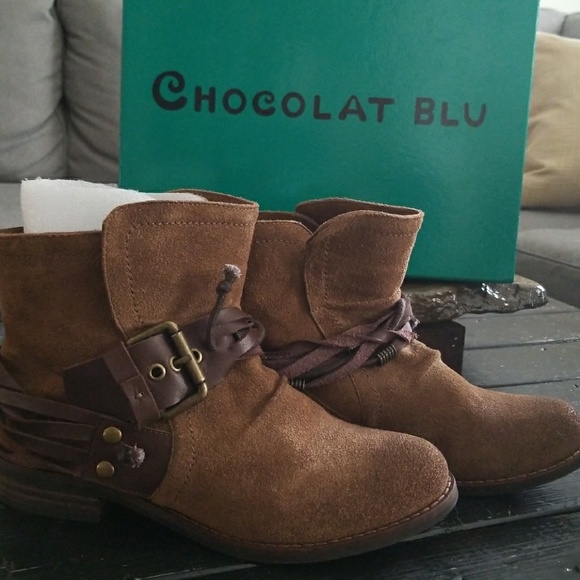 Choclat Blu Shoes Size 37 Cholat Blu Rosario Suede Booties